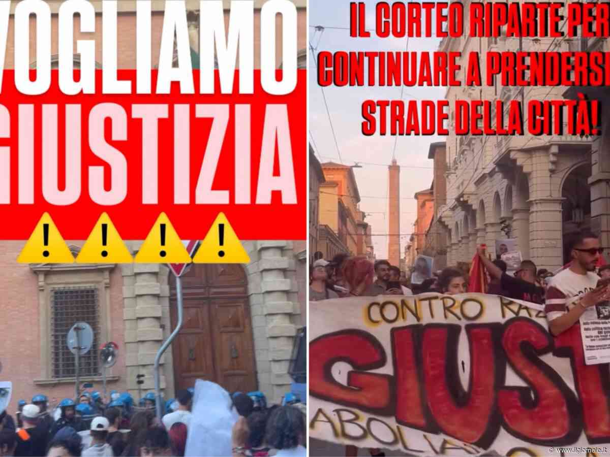 Sinistra in corteo per Fakir, insulti alla polizia: "Assassini". Lanciata una bomba carta dai manifestanti, gli agenti rispondono con cariche e lacrimogeni