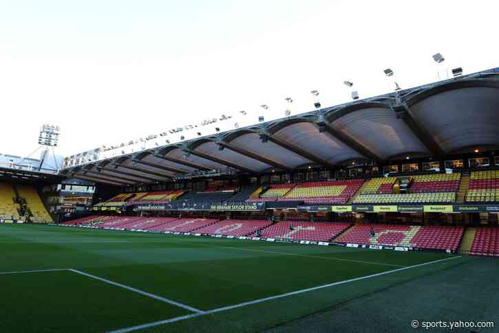 Watford sign midfielder Noble
