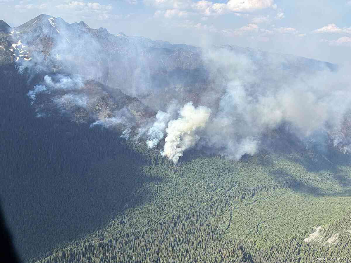 Kimberley residents on evacuation alert due to Matthew Creek wildfire