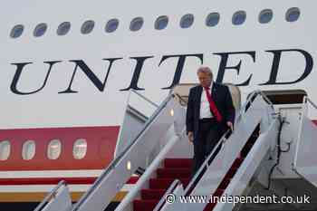 White House: Trump to fly old Air Force One for about a month as Qatari-gifted jet gets 'upgrades'