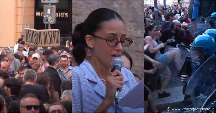 Bologna, in migliaia al presidio per Fakir voluto dal sindaco Pd. Salvini: “La sinistra alimenta l’odio”. Poi scontri con la polizia e cariche contro una parte del corteo