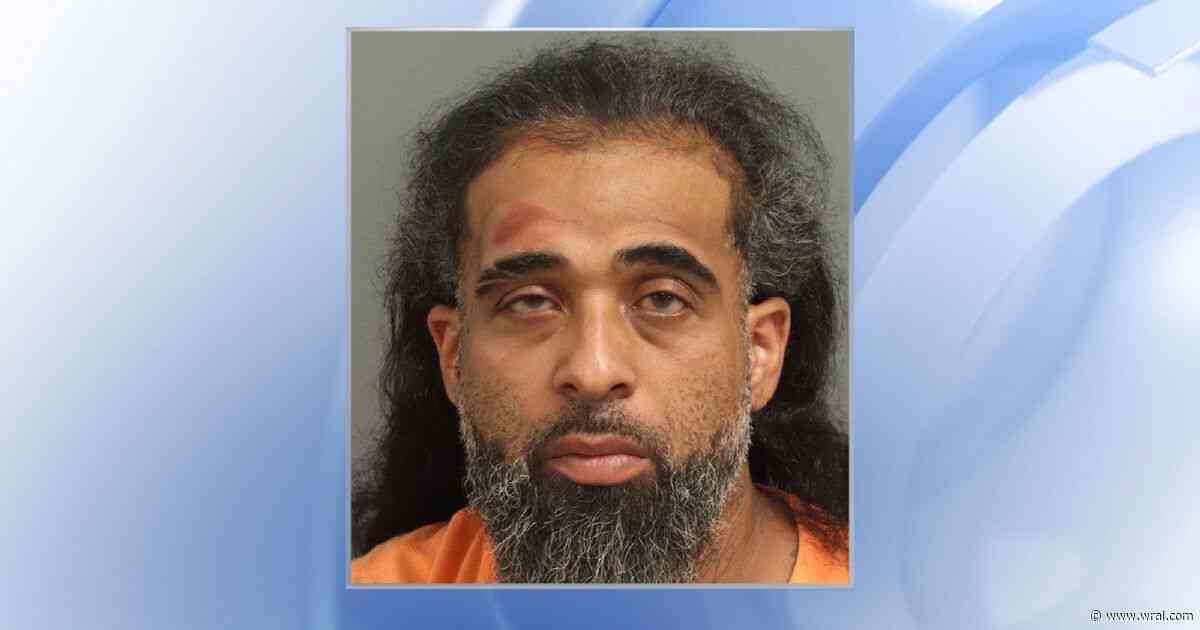 Driver in deadly accident operated his tow truck for 14 months without a license