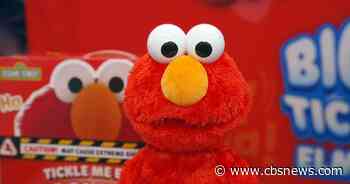 Toymakers show off holiday toy trends at New York event