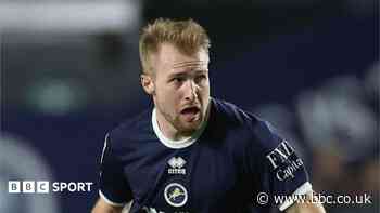 Sheff Wed sign Mitchell from Millwall