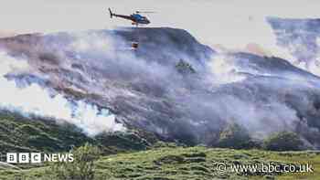 Drone warning as crews tackle major moorland fire