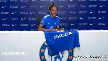 Chelsea sign Man Utd striker Malard for £850,000