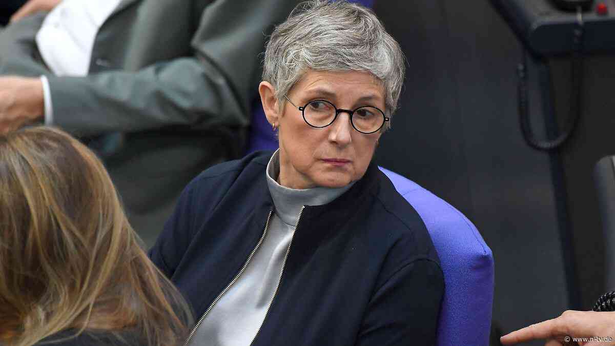 Deutsche laut Umfrage gespalten: Grünen-Fraktionschefin für neue Debatte über Leihmutterschaft