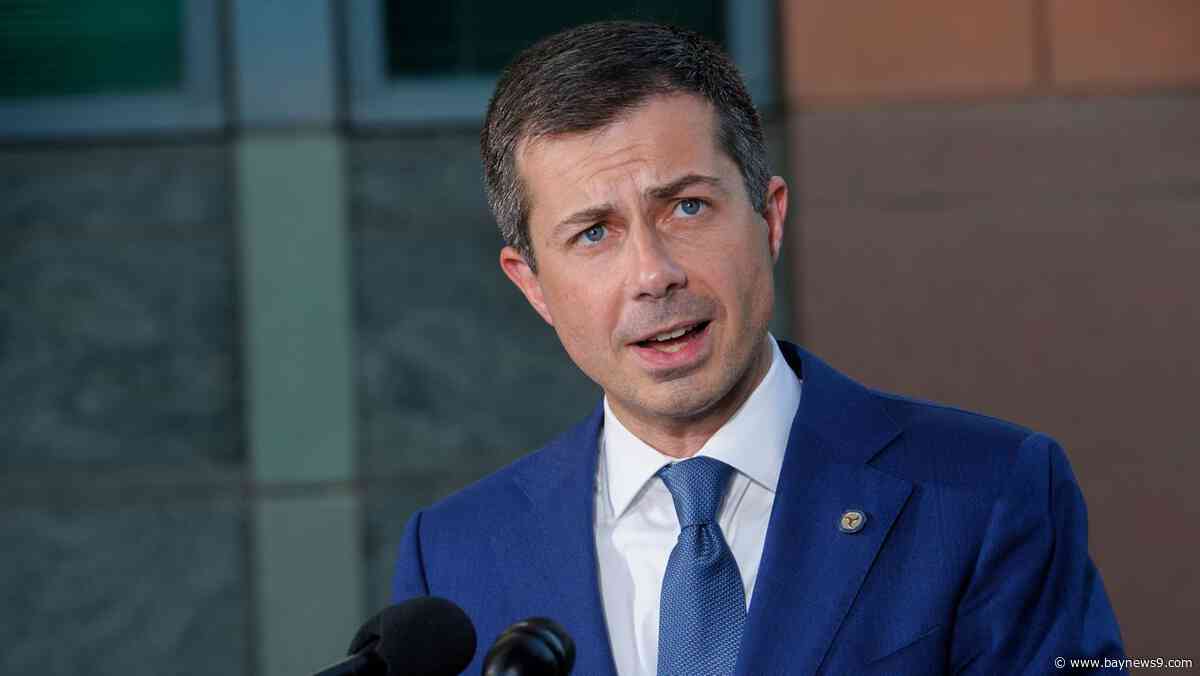 Full Episode: Buttigieg attends Democratic gala in Orlando, and Republicans enter the race for the South Carolina Senate seat