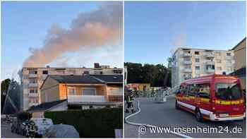 Dichte Rauchsäule über Happing: Bewohner mit Drehleiter aus Wohnblock gerettet