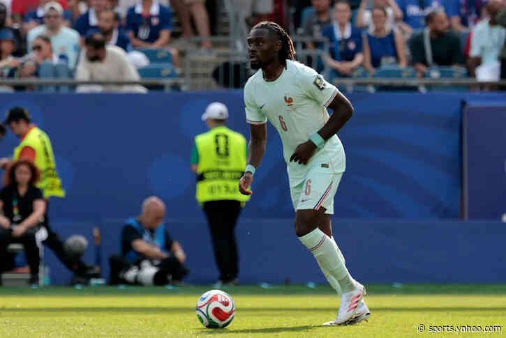 Report: Man United have held talks to sign Liverpool transfer target