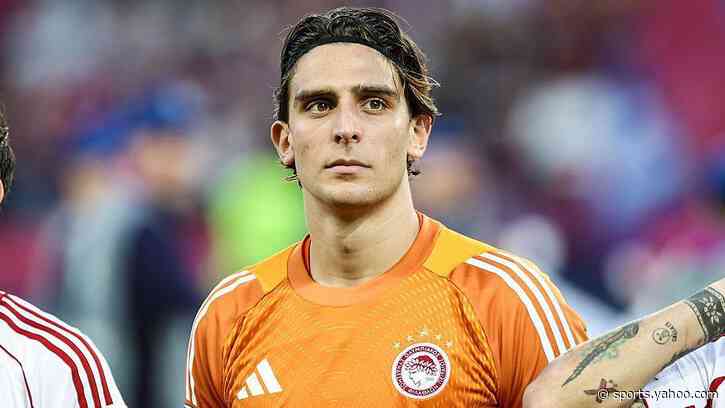 Hull target Tzolakis is 'good with pressure'