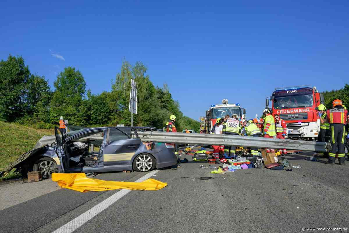 Leitplanke durchbohrt Auto: drittes deutsche Opfer stirbt