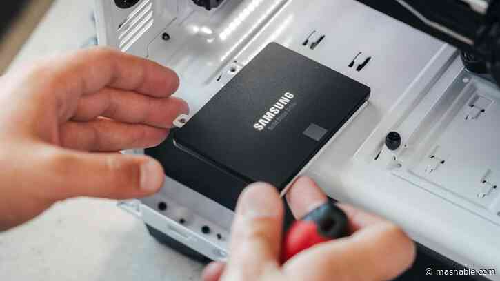 Save $640 on Samsungs 870 EVO 2TB internal SSD