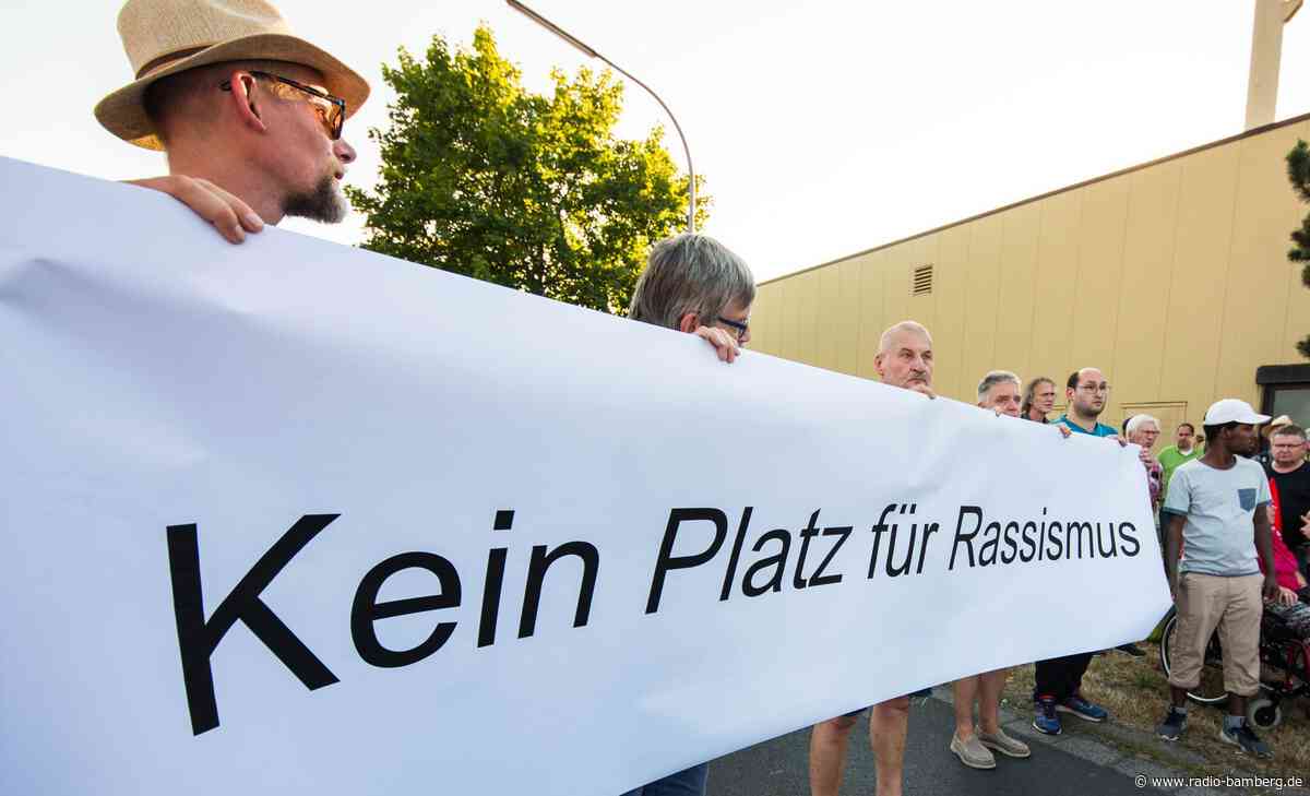 Statistik: Rassistische Gewalt auf hohem Niveau