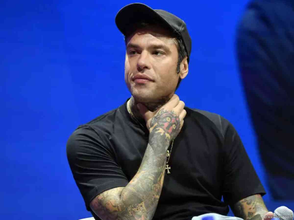 Fedez resta ricoverato in ospedale dopo il malore: come sta il rapper e cosa è successo