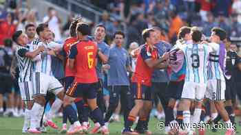 Neville slams Argentina's WCup final performance