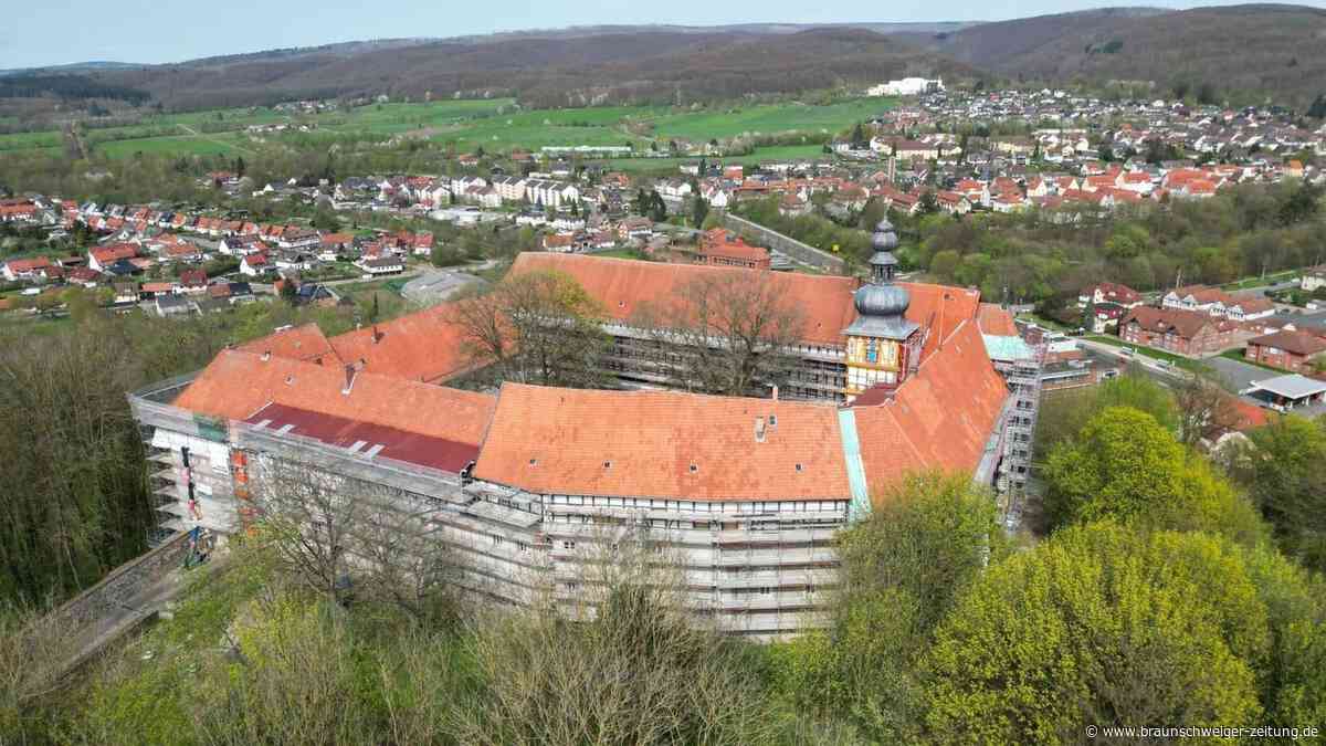 Weithin sichtbar: Schloss Herzberg – Warum wird hier so lange saniert im Harz?