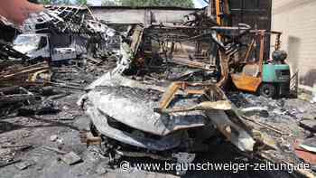 Chaos nach verheerendem Feuer in Isenbüttel: 43 Fotos von Brand und Ermittlungen