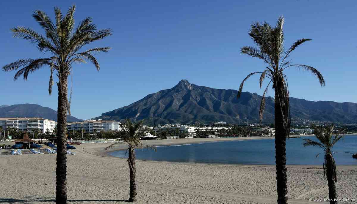 Dutzende Hotelgäste nach Pool-Vorfall in Spanien in Klinik