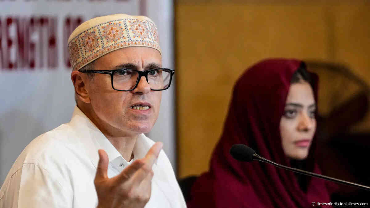 'Article 370 means nothing without statehood': Omar Abdullah's reply to Mufti over J&amp;K special status demand