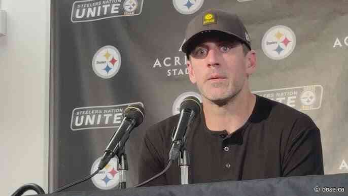 An emotional reunion for Aaron Rodgers with his family