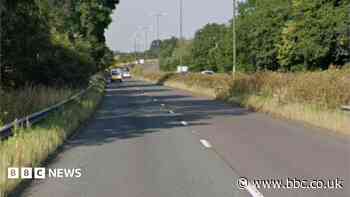 Seven people injured in three-vehicle A52 crash