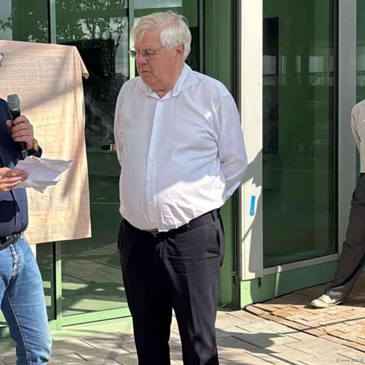 Pretpark opent eindelijk deuren en uitgerekend Van der Most knipt lintje door