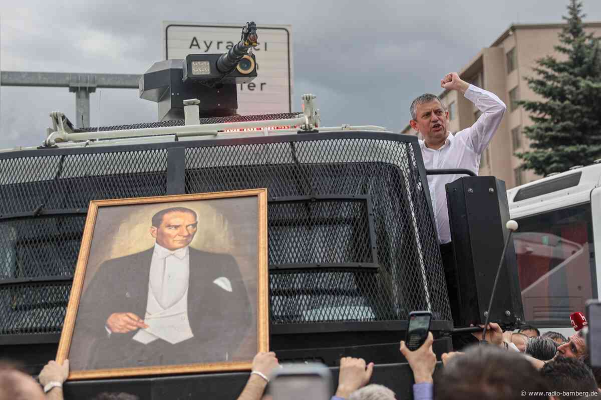 Vom Apotheker zum Anführer der türkischen Opposition