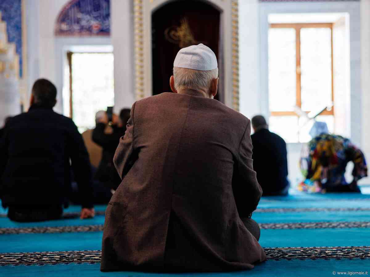 Tagliate quattro cattedre di Teologia cattolica, ma è salva la nuova facoltà islamica: bufera in Germania