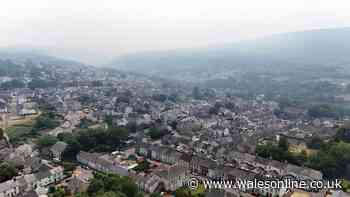 Smoke blankets Welsh communities as wildfire spreads over 80 hectares