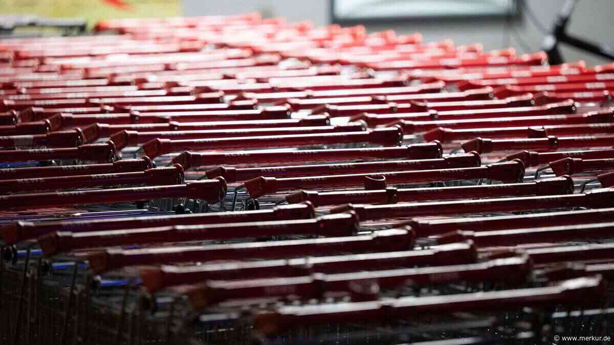 Beliebt bei Touristen: Supermarkt direkt hinter der Grenze meldet Insolvenz an