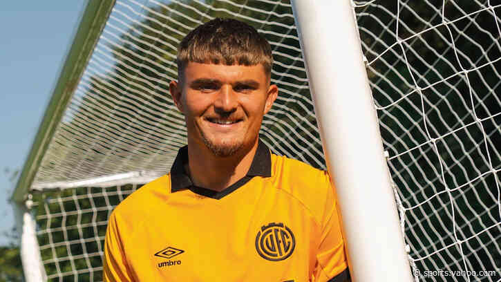 Cambridge sign Coventry defender Perry on loan