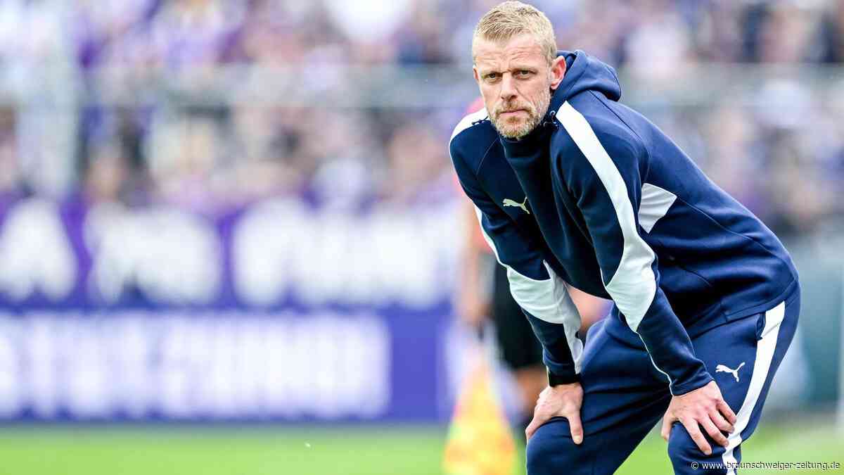 „Zu viele Geschenke“: Möhrle hat nach Eintrachts 1:5-Testspielpleite noch Arbeit