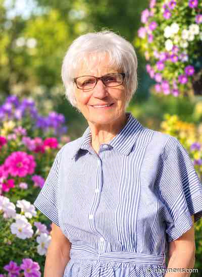 Helen Nelson