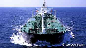 Huthi drohen mit Beschuss: Tanker mit saudischem Rohöl drehen im Roten Meer ab