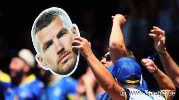 Edin Džeko, Karim Adeyemi, José Mourinho: Diese Fußball-News haben Sie während der WM verpasst