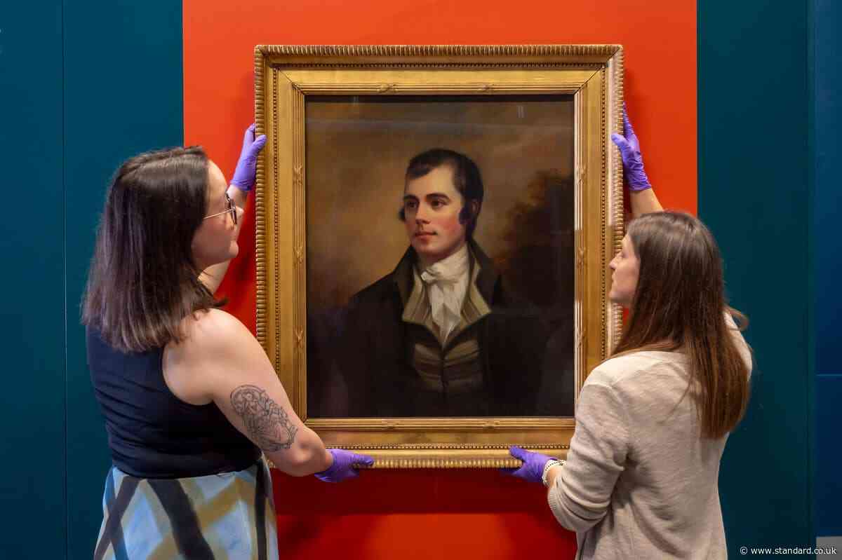 Once-lost Burns portrait goes on display at his former Ayrshire home