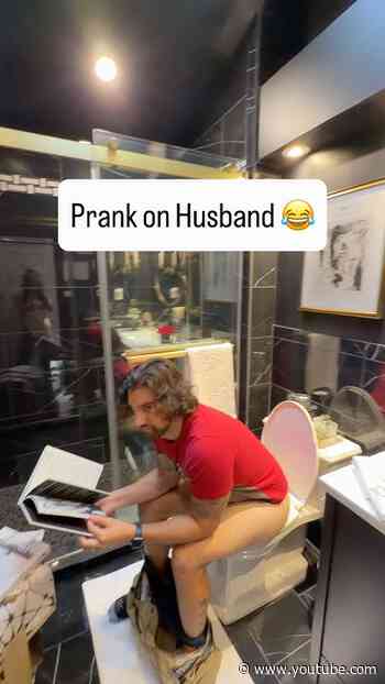 His Face When she Pranked Him in the Bathroom #Funny #Couple #Viral
