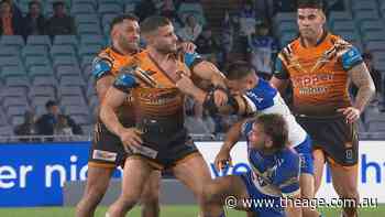 ‘All of a sudden, I’m a grub and niggler’: Salmon denies sledging led to Twal slapdown