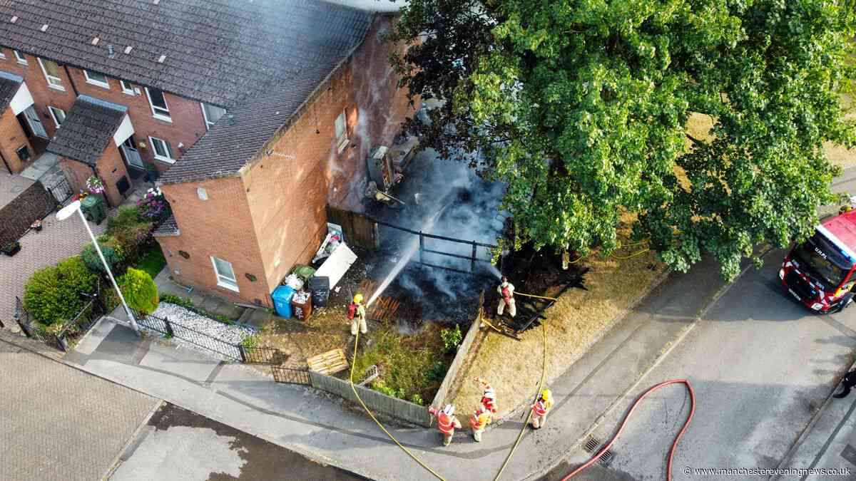 Garden fire in Failsworth sparks major alert on suburban street