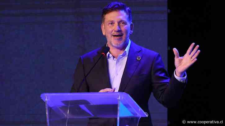Domínguez insistió en 64 equipos para 2030: Una mayor participación genera más oportunidades