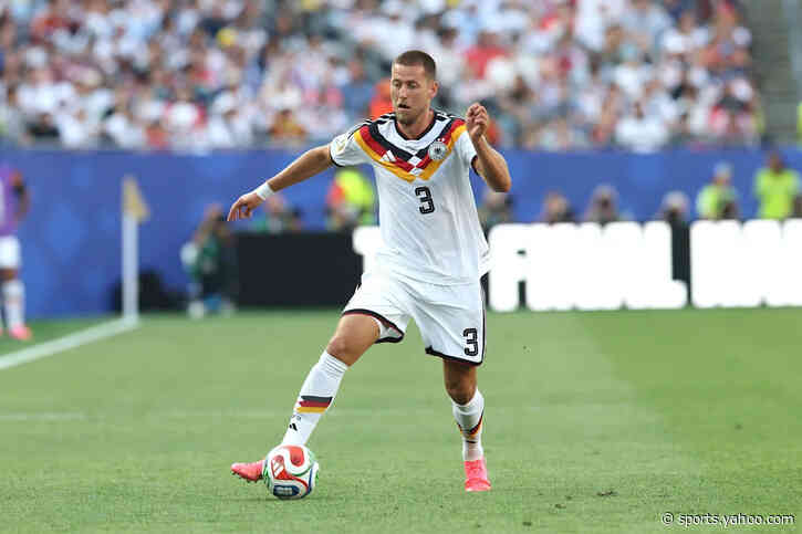 Manchester United Have Set Their Sights On This Bundesliga Defender: Decent Option For Carrick?