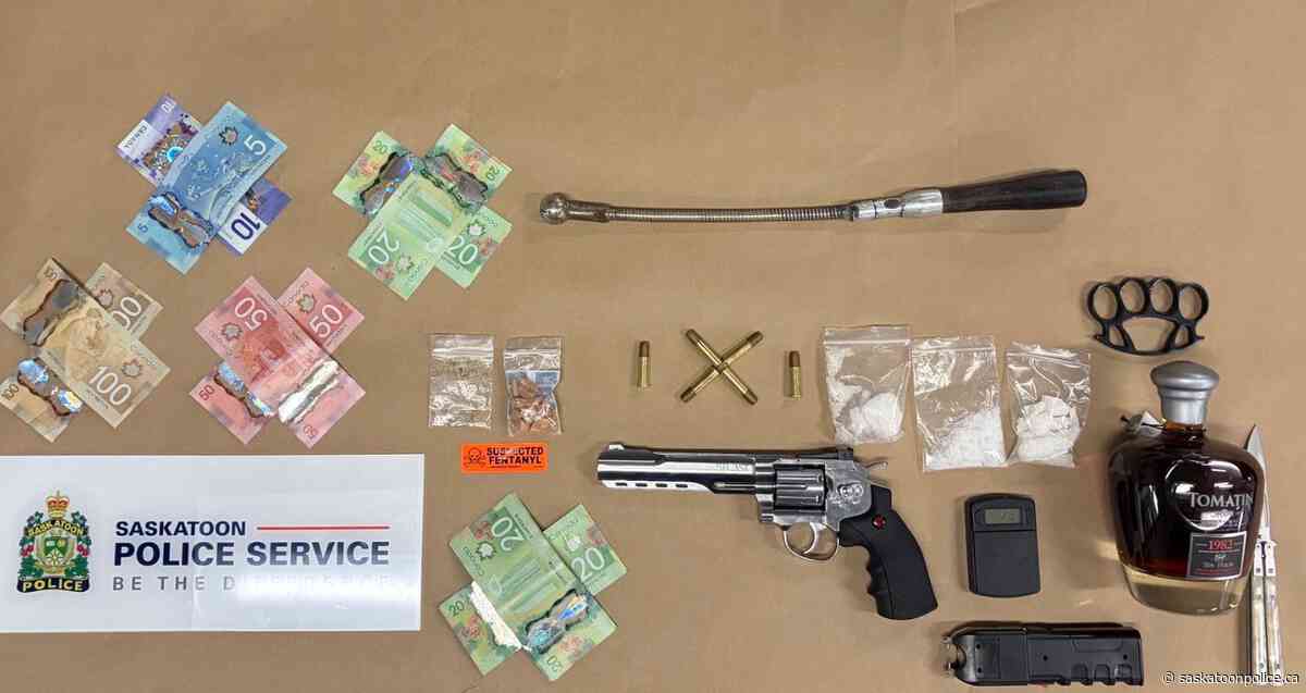 Arrests - Crime Reduction Team Investigation - Cash, Weapons, Drugs, Car Seized