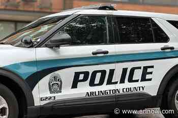 Police seeking man who robbed bank in Crystal City, fled scene on foot
