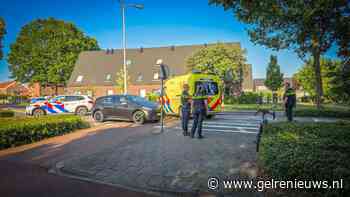 Wielrenster naar ziekenhuis na aanrijding