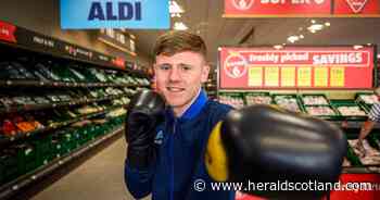 Supermarket worker swaps aisles for Commonwealth boxing ring in gold medal bid