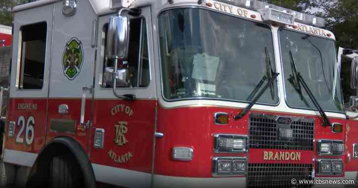 Gas leak prompts evacuations and street closure on 6th Street NE in Midtown Atlanta