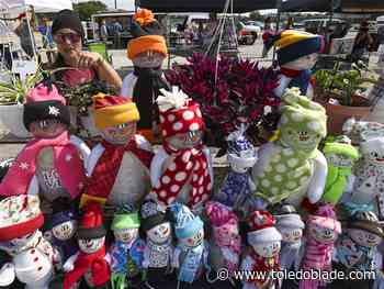 Christmas in July: Community market brings together vendors, shoppers to B.G.
