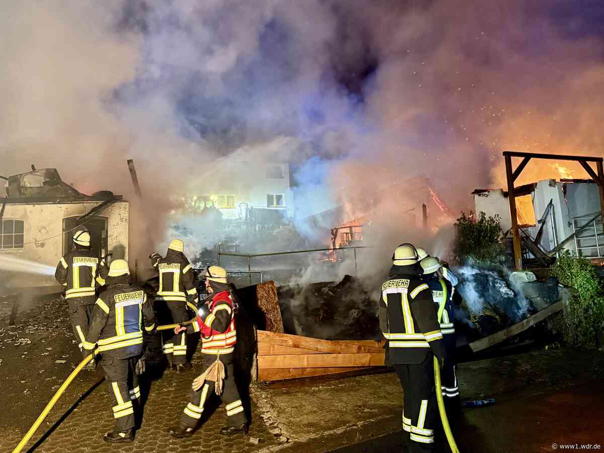 Großbrand in Ruppichteroth: Flammen zerstören Scheune
