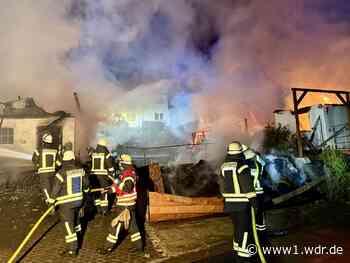Großbrand in Ruppichteroth: Flammen zerstören Scheune